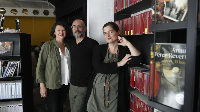 Begoña Torres, Joaquín Sovilla y Maite Aragón, los responsables de este nuevo proyecto.