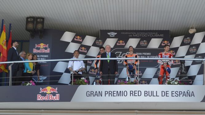El podio de la carrera de Moto GP este pasado fin de semana, formado por tres pilotos españoles.