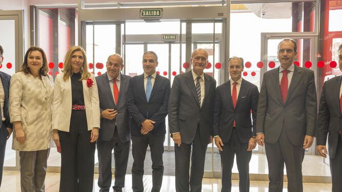 Santander renueva su sede central en Málaga