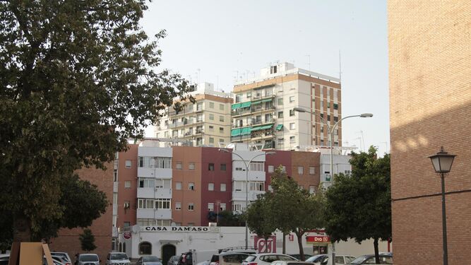 En el bloque de toldos verdes vivieron Manuel del Valle, Rafael Escuredo y Juan Salas Tornero.