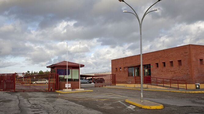 La entrada al centro penitenciario Sevilla-I, en una imagen de archivo.