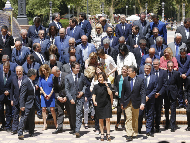 La cumbre de delegados del Gobierno en la Plaza de Espa&ntilde;a, en im&aacute;genes