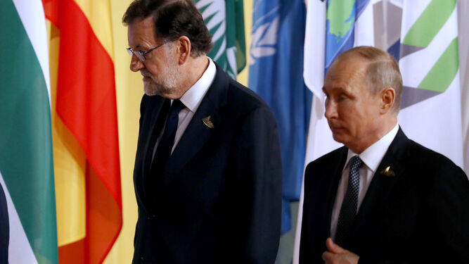 Rajoy junto a Putin.