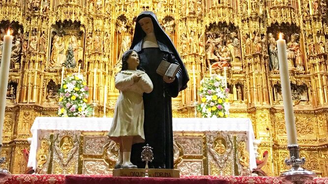 El colegio Santa Joaquina de Vedruna clausura su 50 aniversario con una  eucaristía en la Catedral