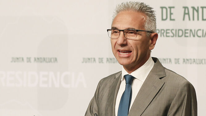 El consejero de Cultura, Miguel Ángel Vázquez