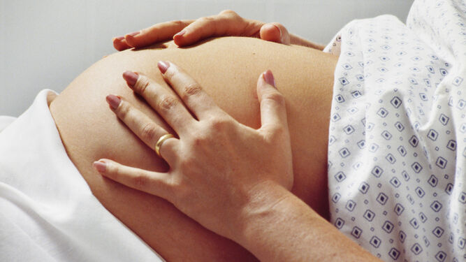 La prevención exige en ocasiones el tratamiento preventivo con heparina durante el embarazo.