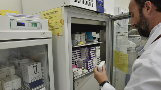 Vacunas de reciente aparición en farmacias, la nanovalente del papiloma humano y la tetravalente de meningitis.