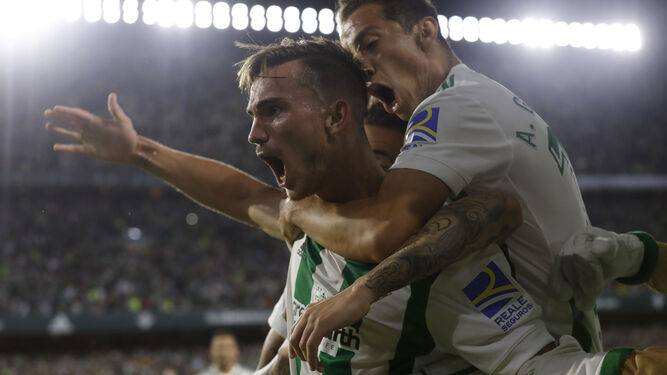 Fabián celebra el gol que anotó en el Betis-Levante de la primera vuelta.