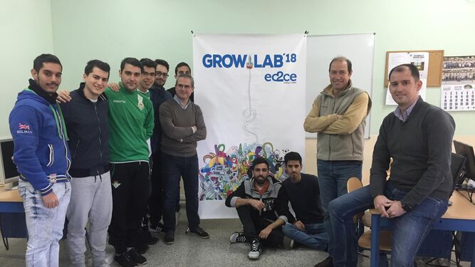 Sesión del Grow-Lab ec2ce impartida en el IES Polígono Sur.