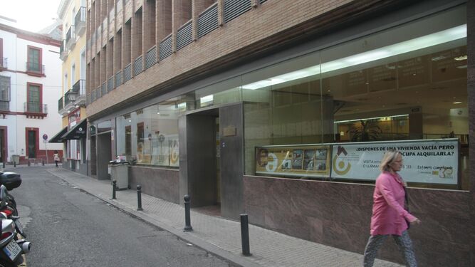 La sede central de la empresa municipal de la vivienda (Emvisesa).