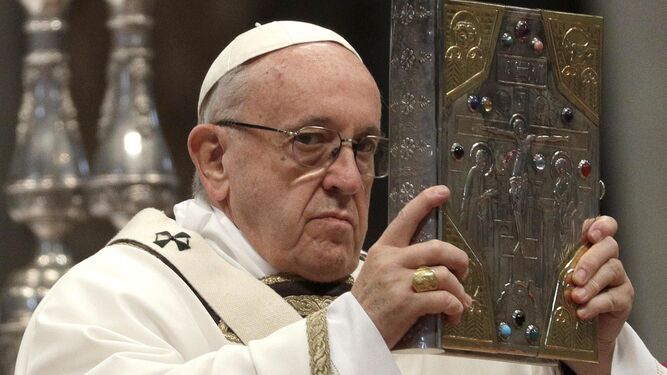 El Papa, durante la misa Crismal.
