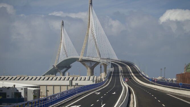 Segundo puente de Cádiz, cuya construcción contó con financiación de fondos europeos.