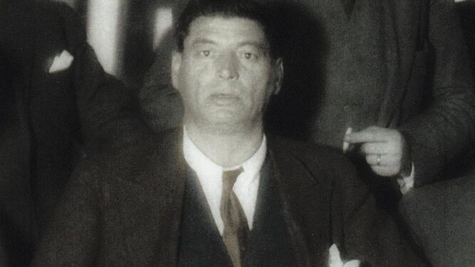 Manuel Torre en 1926, una imagen contenida en esta obra.