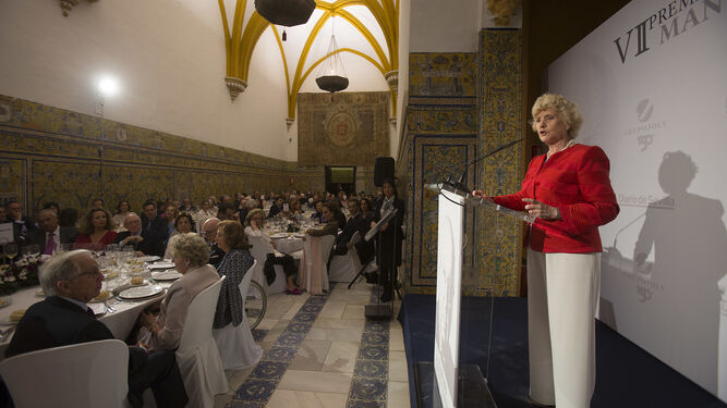 La entrega del VIl Premio Manuel Clavero a Soledad Becerril, en imágenes