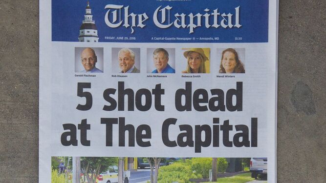 Imagen de la portada de ayer de 'The Capital Gazette' tras el ataque.