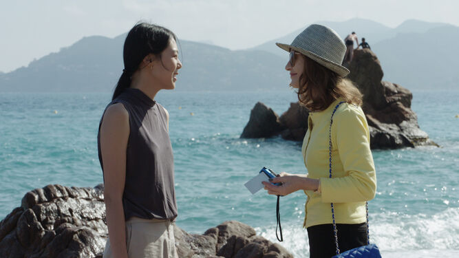 Kim Min-hee e Isabelle Huppert, protagonistas del filme de Hong Sangsoo.