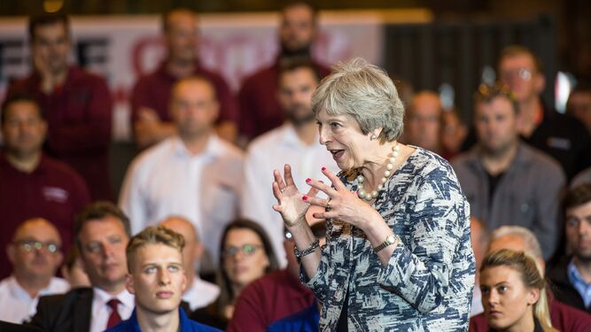 Theresa May, primera ministra británica, participa ayer en un acto en Newcastle.