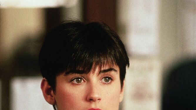 El corte a lo gar&ccedil;on de Molly Jensen, interpretada por Demi Moore, en 'Ghost (M&aacute;s all&aacute; del amor)' (1990).