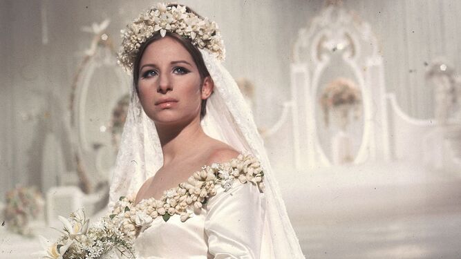 Barbra Streisand como Fanny Brice en 'Funny Girl' (1968). Dise&ntilde;o de Irene Schraff.