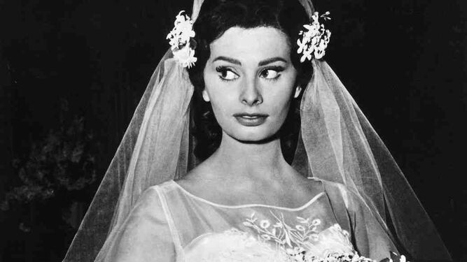 Sophia Loren como Rose Bianco en 'Orqu&iacute;dea Negra' (1958). Dise&ntilde;o de Edith Head.