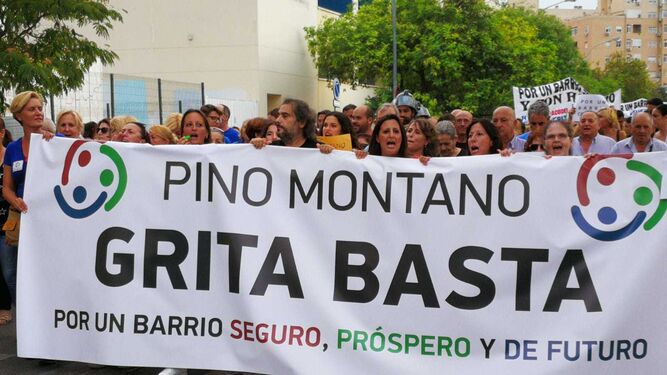 Manifestación contra la inseguridad en Pino Montano.