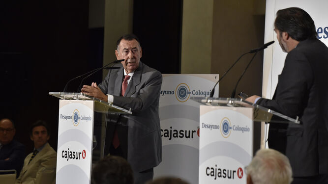 Antonio Gallego, presidente de Ybarra y consejero de Migasa, con Alberto Grimaldi, redactor jefe de Economía de Grupo Joly