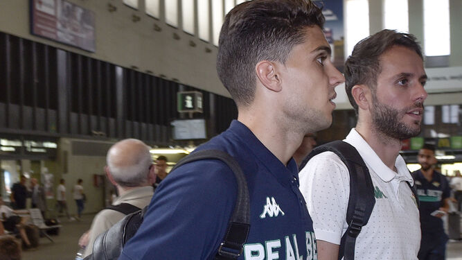 Salida del Betis hacia Madrid para su partido ante el Atl&eacute;tico