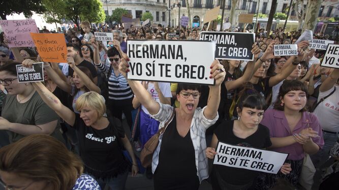 Imagen de una de las manifestaciones en protesta por la sentencia La Manada.