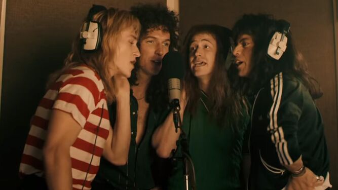 Recreando la grabación de la mítica canción 'Bohemian Rhapsody'.
