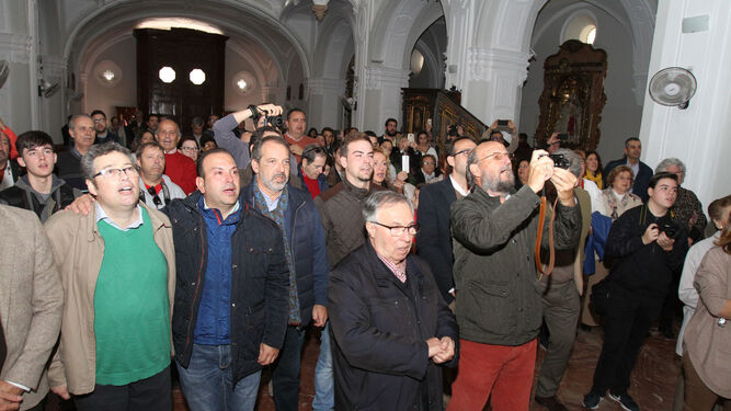 El Simpecado de Almonte llega a la Catedral de La Merced para el encuentro de Hermandades Rocieras