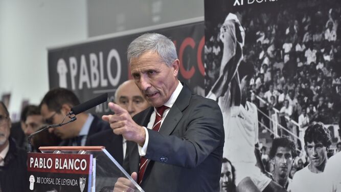 Pablo Blanco durante su discurso en el acto en el Sánchez-Pizjuán.