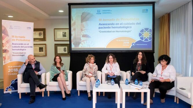 Participantes del encuentro dedicado a los cuidados del paciente hematológico celebrado en Córdoba.