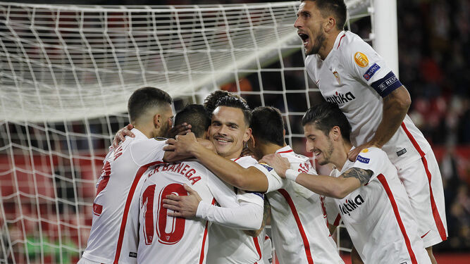 Las im&aacute;genes del Sevilla FC-Kranodar