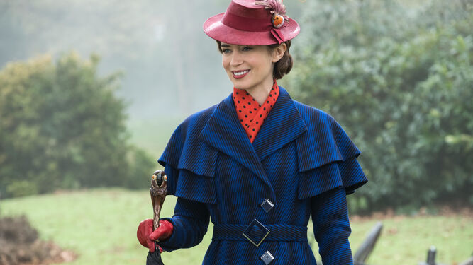 Emily Blunt 'hereda' el papel de Mary Poppins de Julie Andrews.