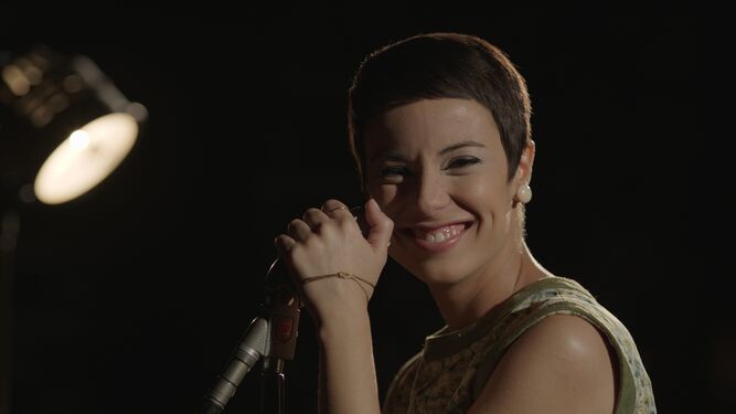 Andréia Horta interpreta a Elis Regina en el biopic de la cantante brasileña.