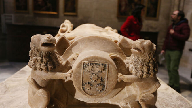 Detalle del sepulcro del arzobispo Gonzalo de Mena.