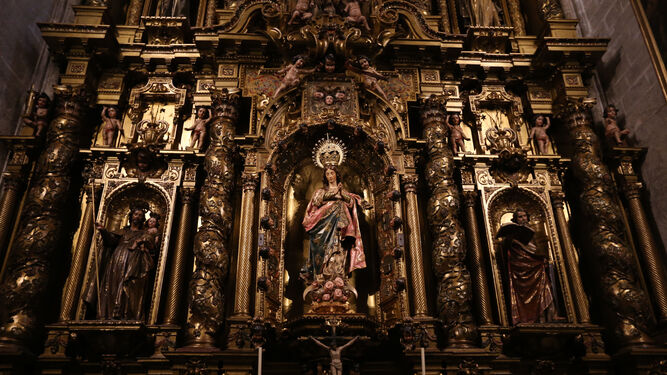 El retablo de la capilla de San Pablo que ha sido limpiado.