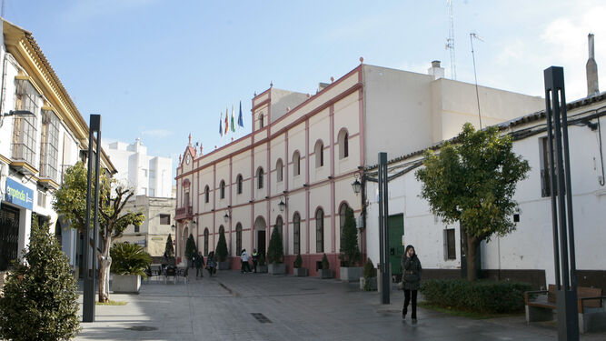 Fachada del ayuntamiento de Alcalá de Guadaíra