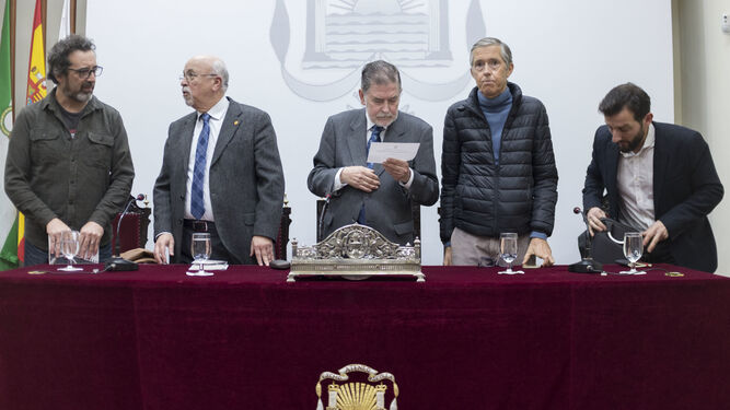 De izquierda a derecha, Joaquín Dholdán, Ángel Nepomuceno Fernández, Gerardo Pérez Calero, Carlos Alarcón e Ismael Rojas.