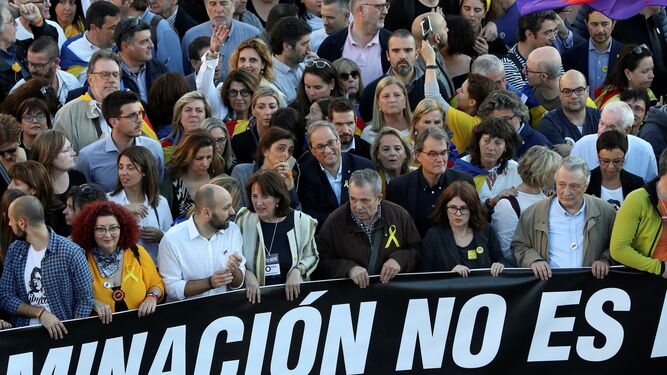 Torra y Mas, en la manifestación separatista de este sábado en Madrid.