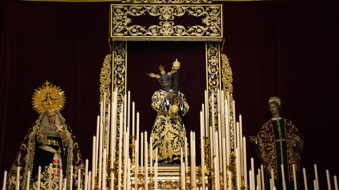 Altar del solemne quinario a Nuestro Padre Jes&uacute;s de la Salud, de Los Gitanos