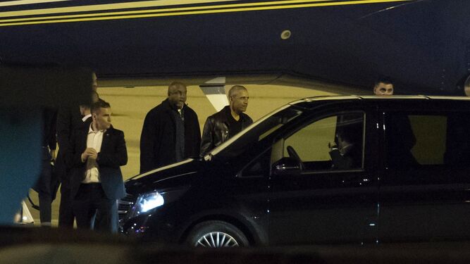 Obama, justo en el momento de su llegada a Sevilla.