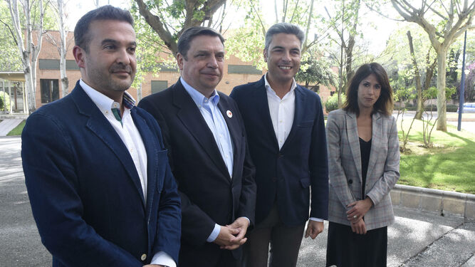 Marcial Gómez, Luis Planas, Andrés Lorite y Martina Velarde