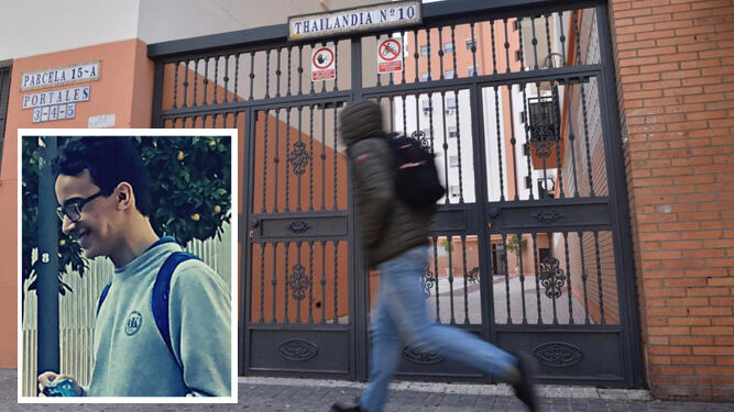 Zona donde reside el detenido en Sevilla Este. Abajo, a la izquierda, imagen del detenido Salah Eddine T. M.
