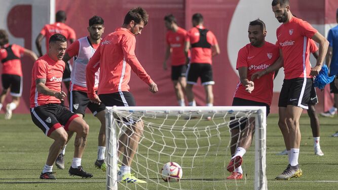 Una imagen de una sesión de esta semana en el Sevilla FC.