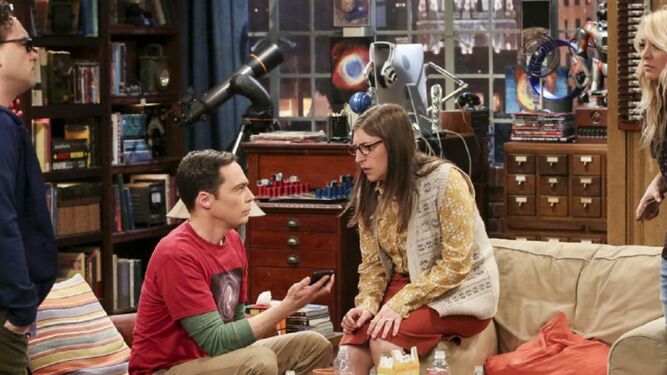 A un plan rom&aacute;ntico de Amy. "Propongo pasar el fin de semana en un hotelito rural en el valle de Napa". Sheldon: "Odio todas las palabras de esa frase... incluidas 'el', 'de', 'en' y 'un"