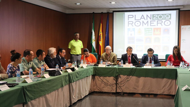 El vicenconsejero de Presidencia, Antonio Sanz; y el presidente de la Matriz de Almonte, Juan Ignacio Reales, presiden el comité asesor regional del Plan Romero.