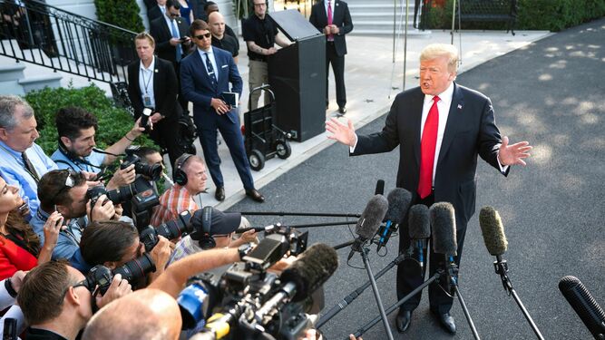 Trump atiende a los medios en la Casa Blanca