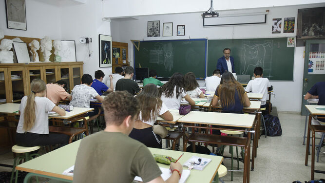 Una imagen del aula de Dibujo durante una clase.
