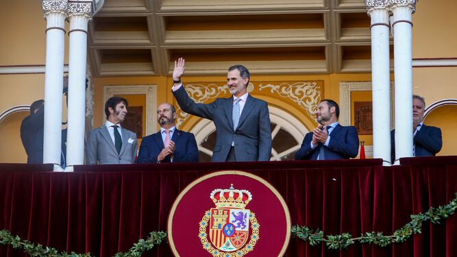 Felipe VI, en el centor, quien presidió honorariamente la Corrida de la Beneficencia 2019 desde el palco real.